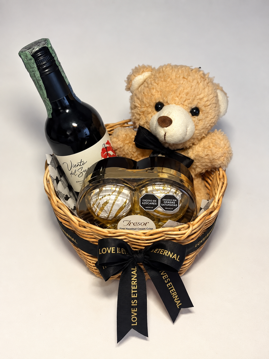 Amor Eterno - Vino y Chocolates